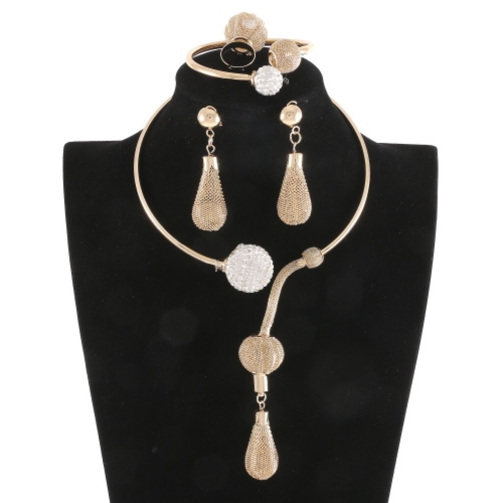 Elegant crystal mesh Necklace Set